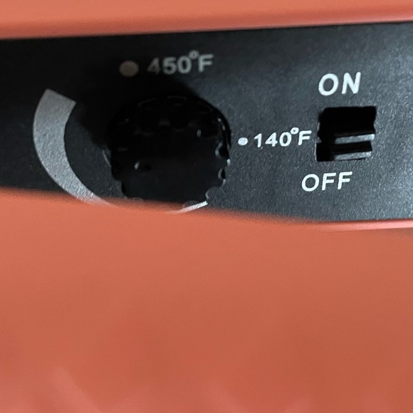 amika Strand Perfect Ceramic Styler 1.25” Flat Iron - Picture 5 of 7